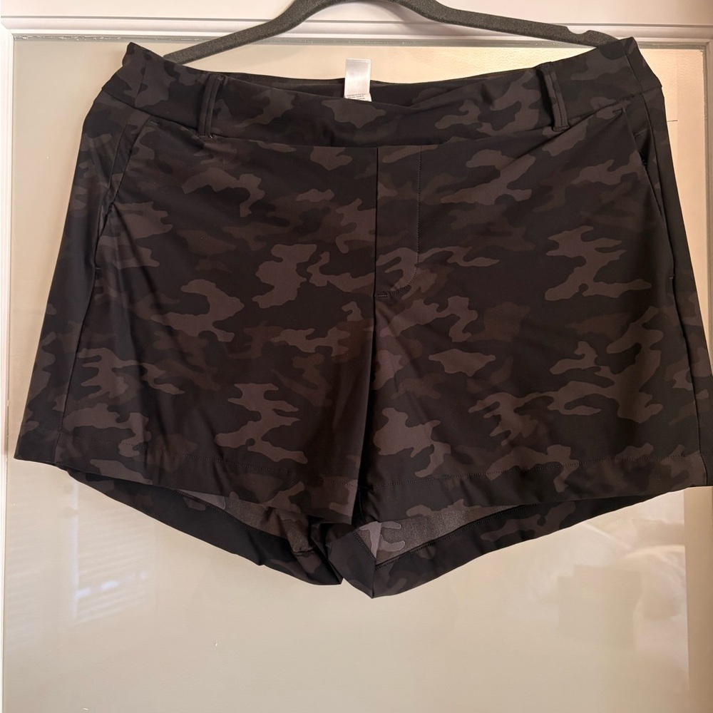 SPANX Dark Camo Women's Cargo Shorts
